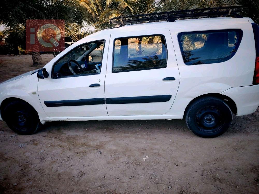 Renault Logan Van